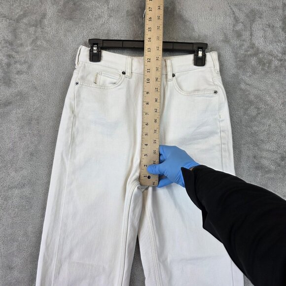 Ted Baker Jeans Womens 26 White High Rise Straight Leg Raw Hem Denim Casual - Picture 3 of 14